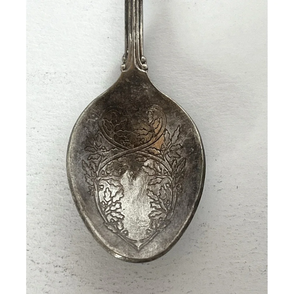 Vintage Alaska Decorative‎ Collector Spoon Silver Plated